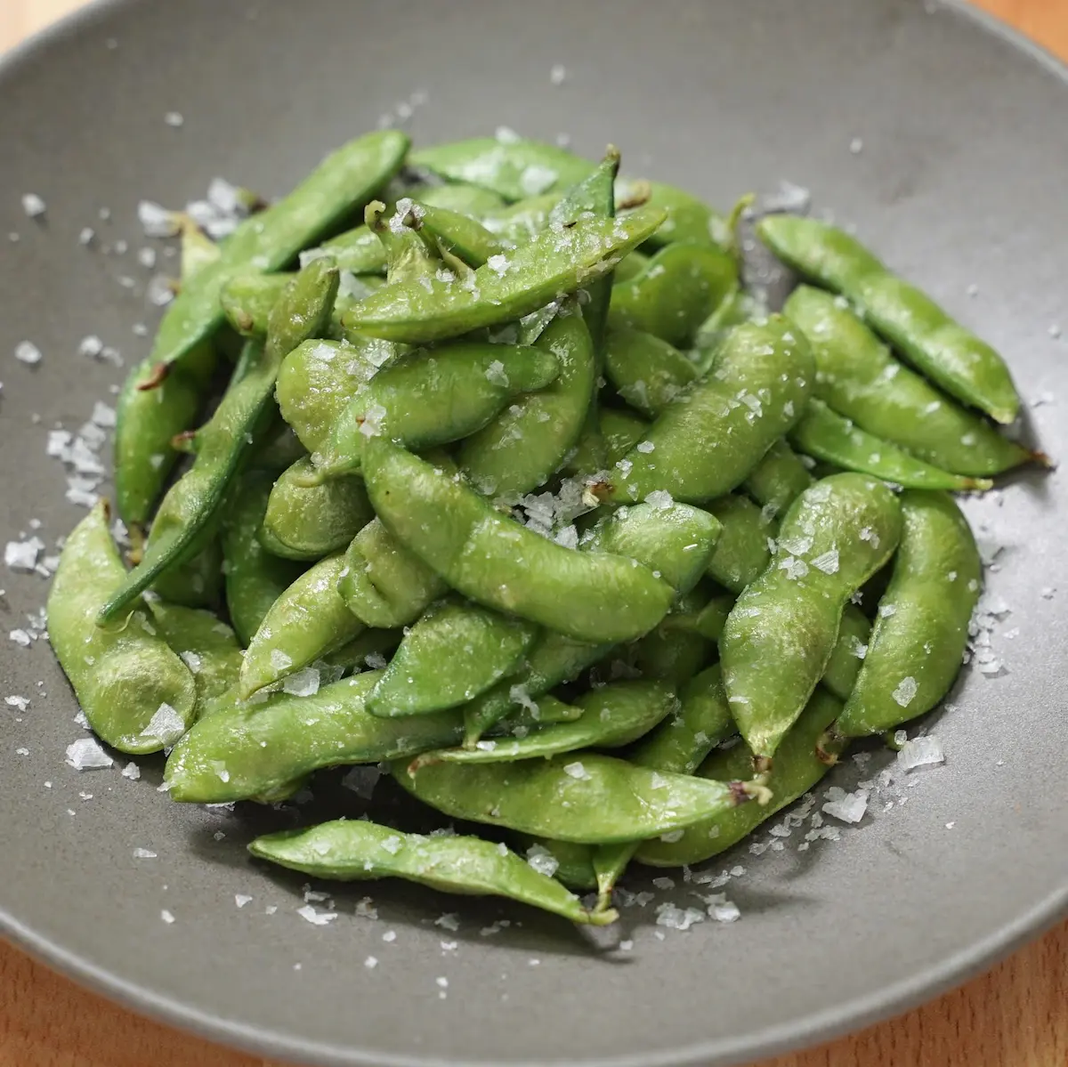 Umami Salt Edamame - Steamed edamame finished with sea salt flakes, vegan and gluten-free